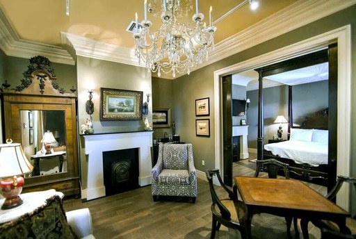 The Inn at Houmas House